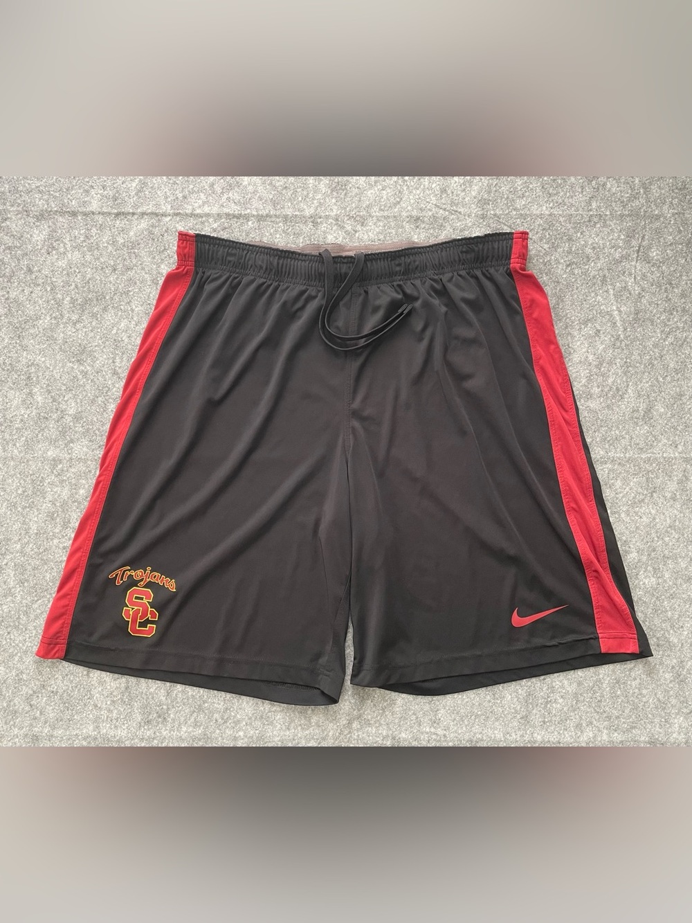 Nike Dri-Fit USC Trojans Shorts Mens Size XL Black Red Athletic Basketball Gym